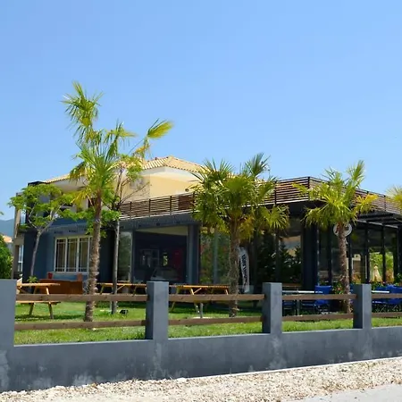 Hotell Sunwaves Beach 2*