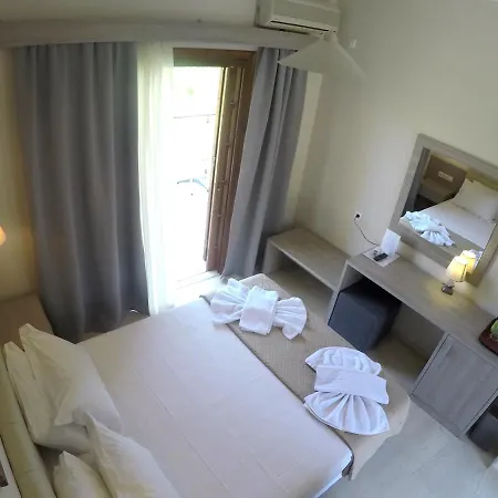 Hotell Sunwaves Beach 2*