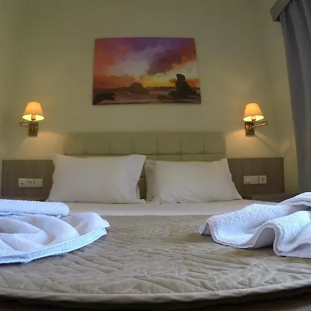 Hotell Sunwaves Beach