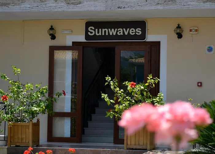 Sunwaves Beach 2* Василики