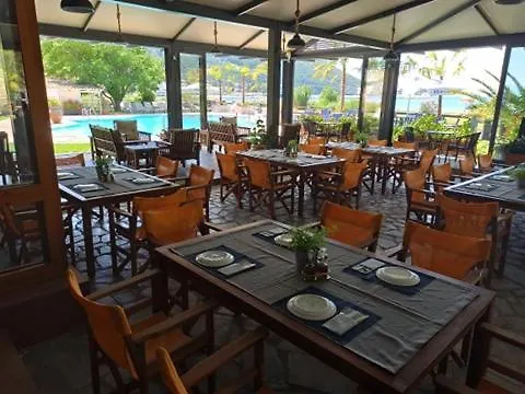 Sunwaves Beach Отель