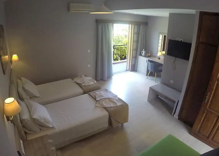 Sunwaves Beach Отель