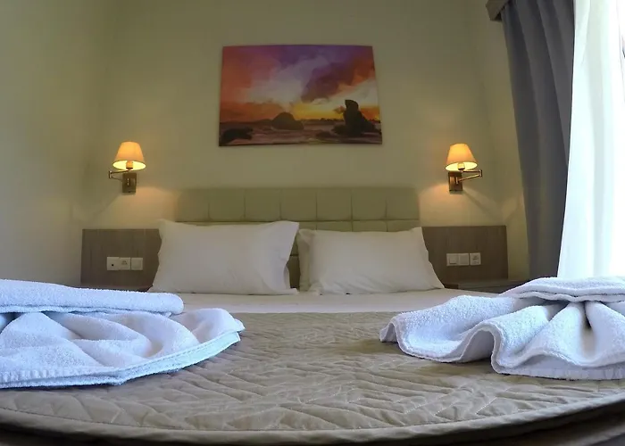 Отель Sunwaves Beach